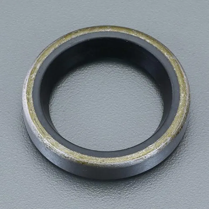 オイルシール(GM/ニトリル) 19x26x5mm EA423TF-19 4550061579305【別送品】