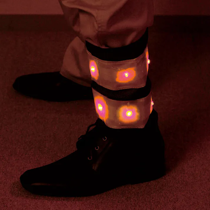 LED脚絆 (単4x2本) EA355KK-11 4550061058886【別送品】