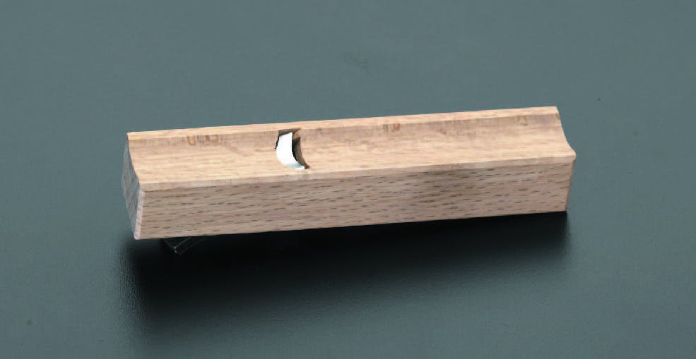 かんな出品 内丸刃かんな(細工用) 18mm EA588DA-3 4518340060265【別送品】 | 作業