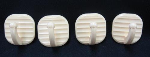 フック(粘着付/ホワイト/4個) 35x35mm EA638LL-4 4518340147409【別送品】