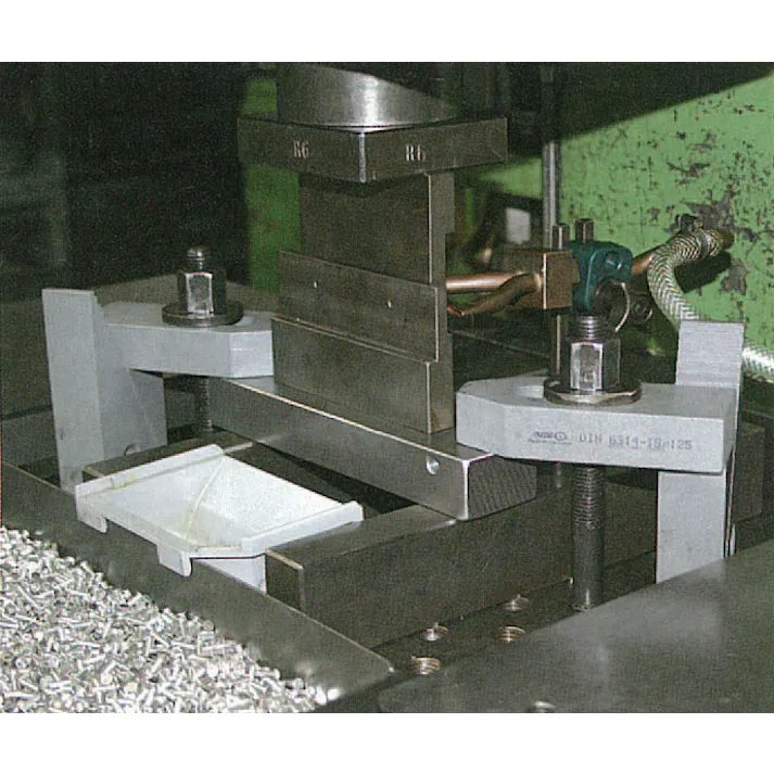 プレーンクランプ M20x200mm EA637CA-20B 4548745208436【別送品】