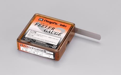 新潟精機 フィラゲージ 0.04mm/12.7mmx1m EA725RG-4 4548745580679【別送品】