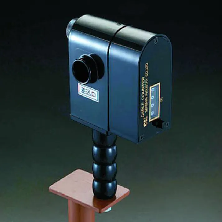ESCO 1cm-100m ケーブルメジャー EA714CS-1 4550061679388(CDC)【別送品】