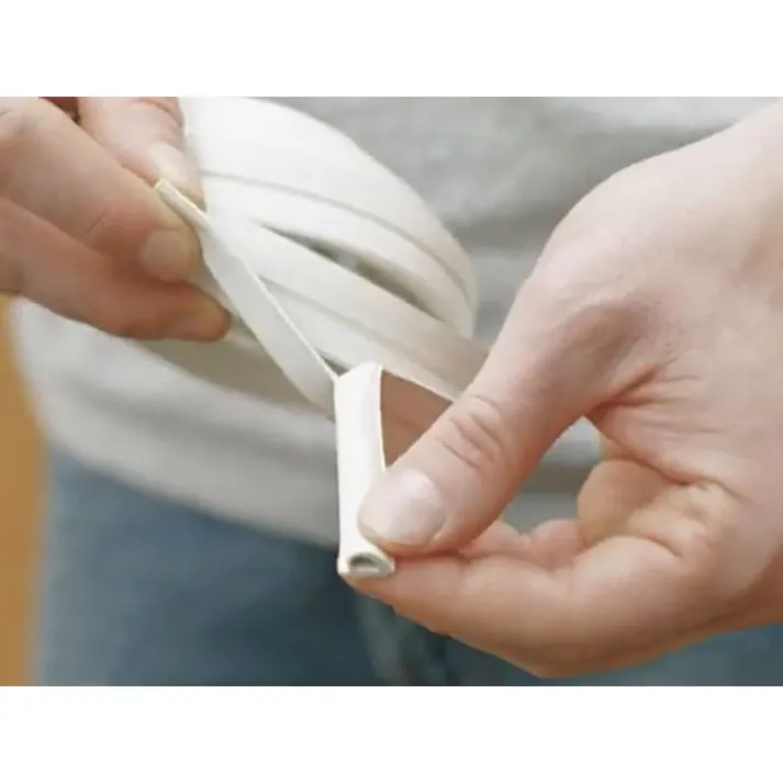 すき間埋めテープ/シリコン製 7.93x6.35mmx5.18m EA944KC-17 4518340216853【別送品】