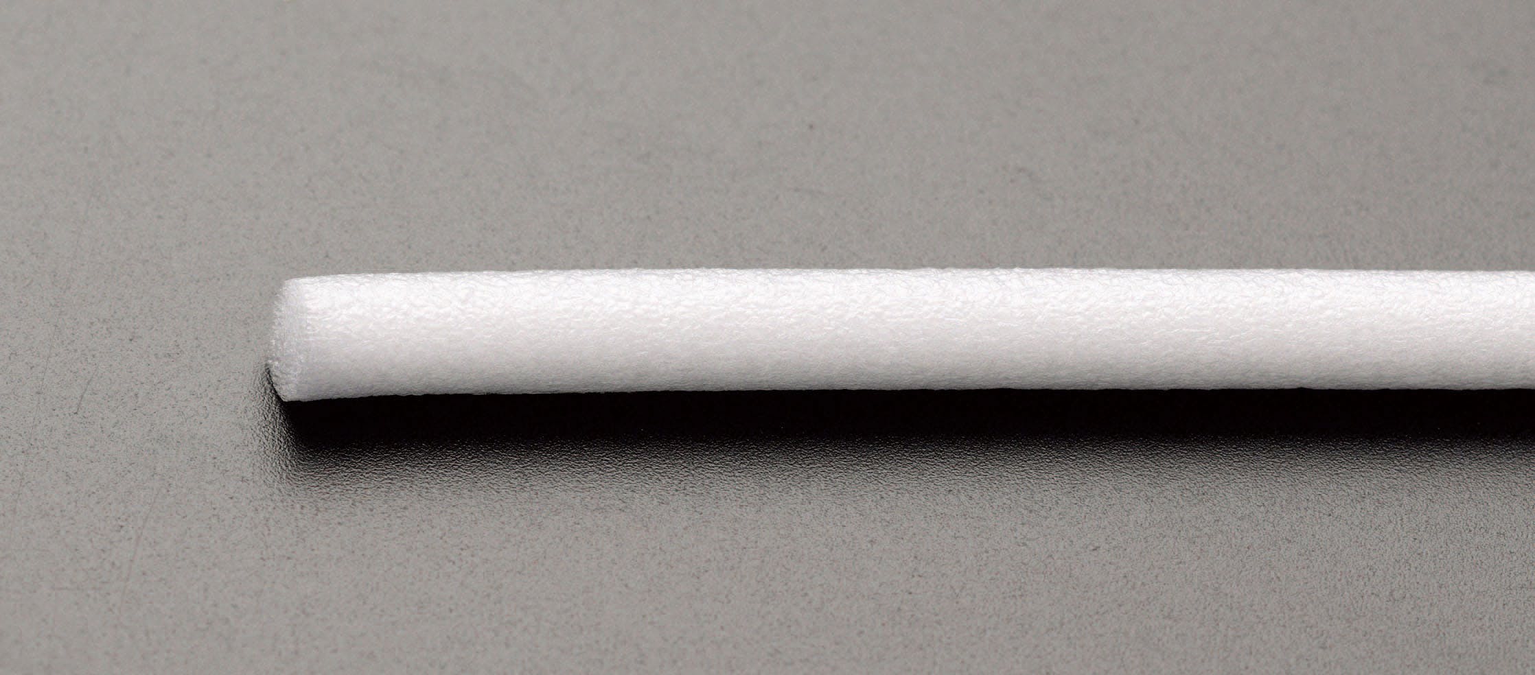 ESCO 30mm x 1 m 発泡ポリエチレン丸棒(10本) EA930PB-30