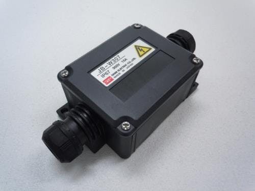 オーム電機 端子台付中継ボックス(黒) 7極(300V/15A) EA940CY-7B 4548745426670【別送品】