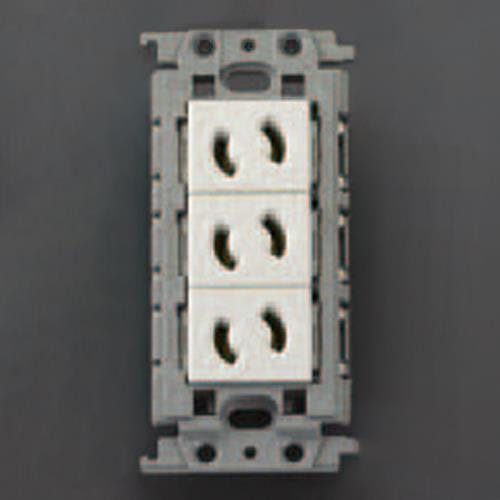 パナソニック(Panasonic) 埋込コンセント(3口/抜止)[絶縁枠] 125V/15A EA940CD-441 4548745837759【別送品】