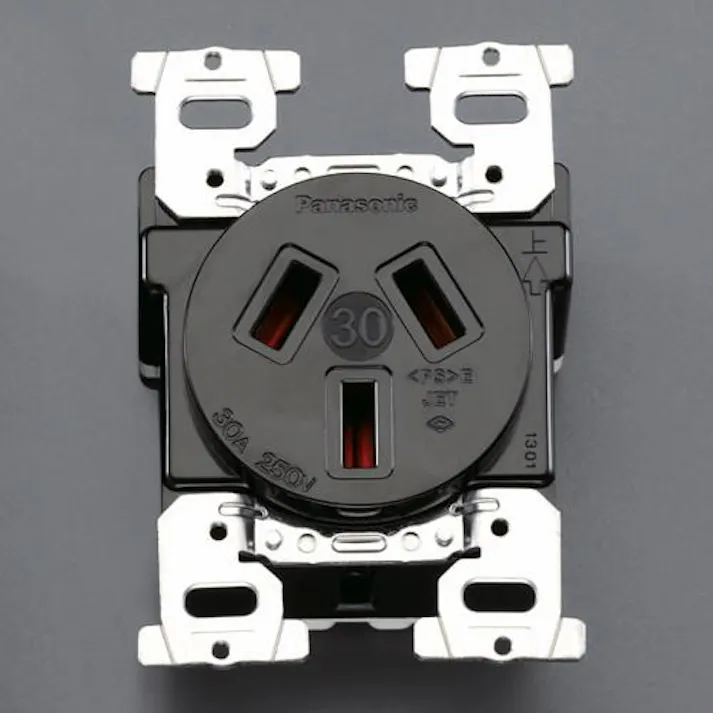 パナソニック(Panasonic) 250V/30A 埋込コンセント(3P) EA940BZ-2 4548745975437(CDC)【別送品】
