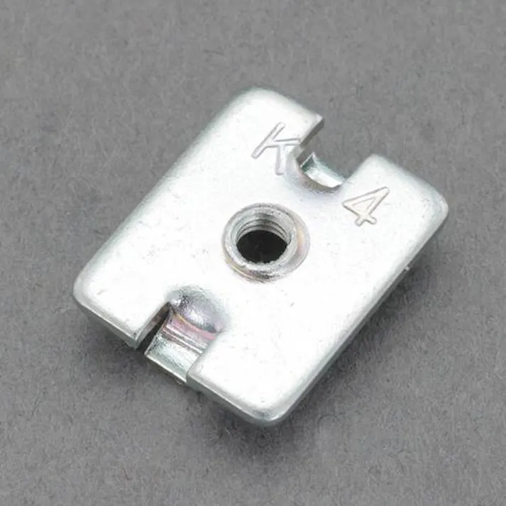 篠原電機 M 6/20x16mm 四角ナット(爪付き/10個) EA949GS-56 4550061709566(CDC)【別送品】