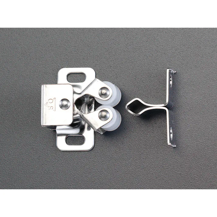 ESCO 13x28mm ローラーキャッチ(ステンレス製) EA951M-4 4518340252103(CDC)【別送品】