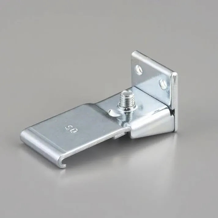 岡田装飾金物 25x62x29mm ブラケット・壁面取付(30mmレール) EA970EF-1 4548745439991(CDC)【別送品】