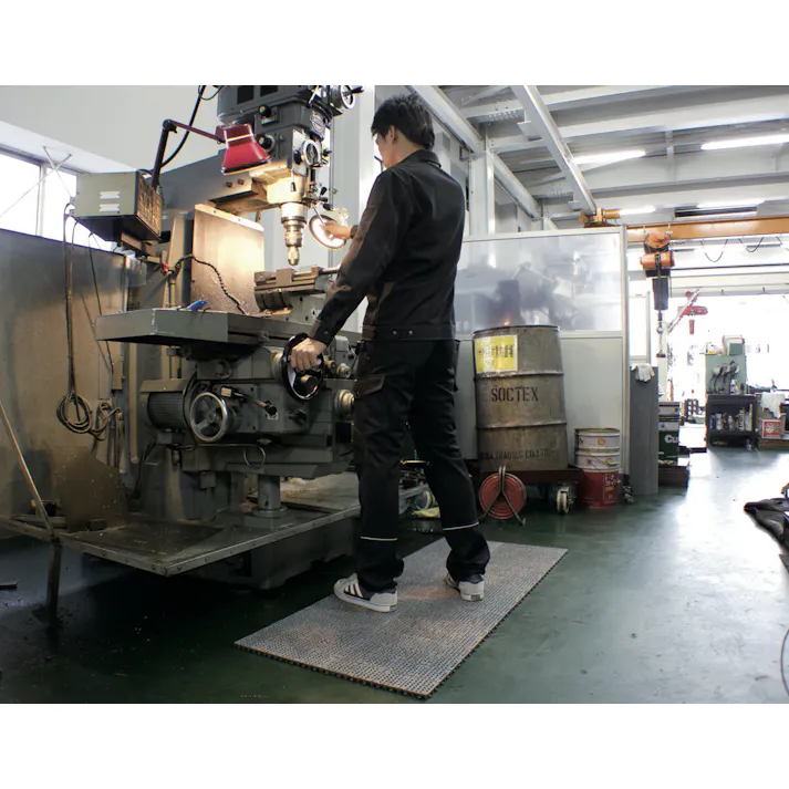 テラモト ノンスリップマット(連結式) 300x300mm EA997RJ-5 4518340613379【別送品】