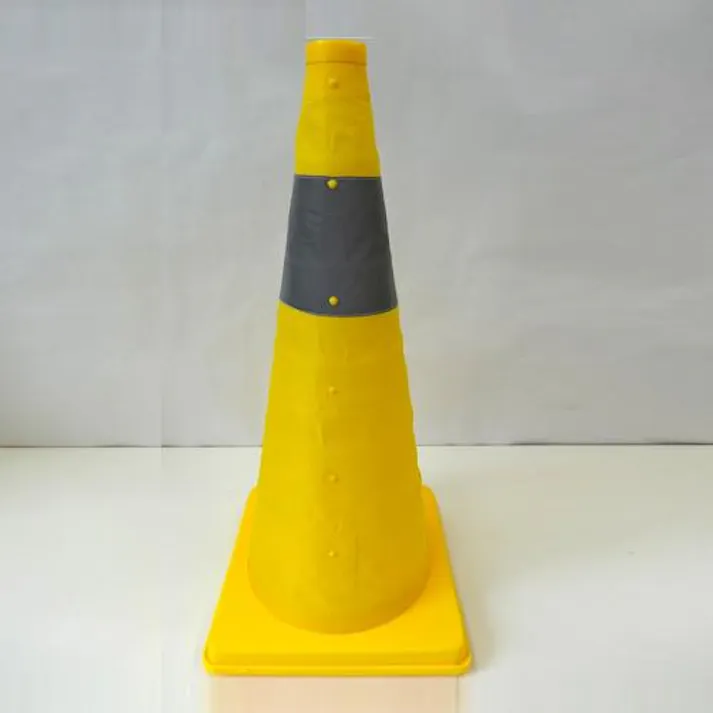 ESCO 295x295x620mm カラーコーン(伸縮式・黄) EA983FT-191 4518340966000(CDC)【別送品】