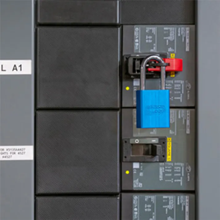 ESCO 26x 75x44mm 電気ブレーカーロックアウト EA983T-82 4550061544761(CDC)【別送品】