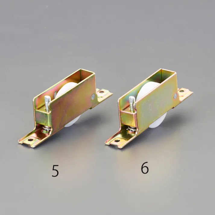 戸車(A型・ポリアセタール樹脂車・鋼板枠) 30mm EA986RH-5 4550061765258【別送品】