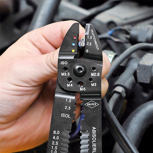 KNIPEX(クニペックス) 圧着ペンチ(絶縁・差込端子用) 0.75-6.0平方