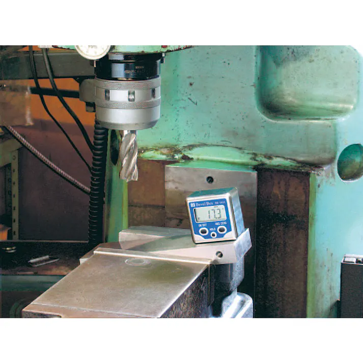 新潟精機 デジタル角度計 EA721SD-2 4548745581881【別送品】