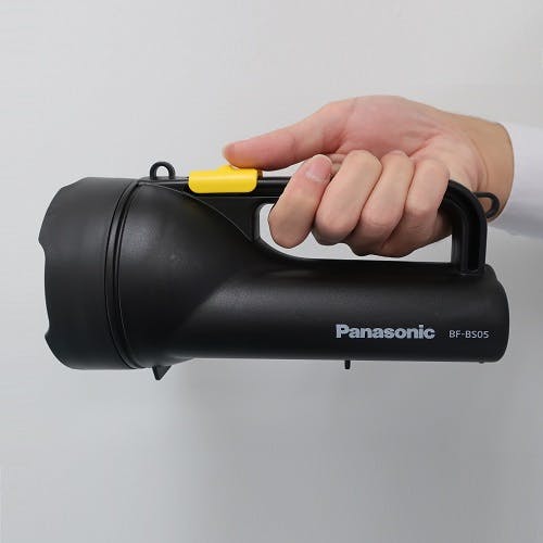 Panasonic LEDライト搭載フラッシュライト　DMW-FL580L 人気定番，2025