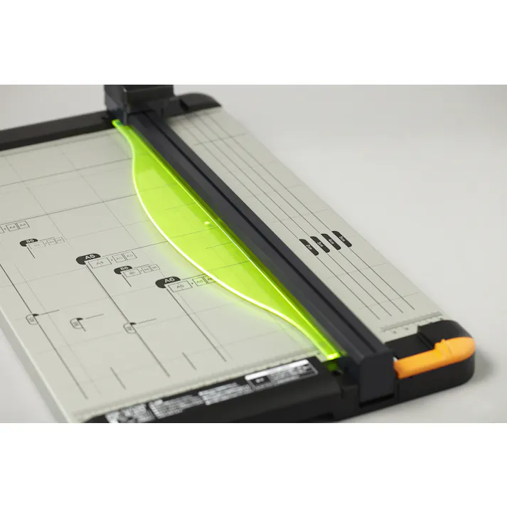 カール事務器(CARL) デスクカッター(A3/20枚) 530x310mm EA762EB-35 4550061473566【別送品】