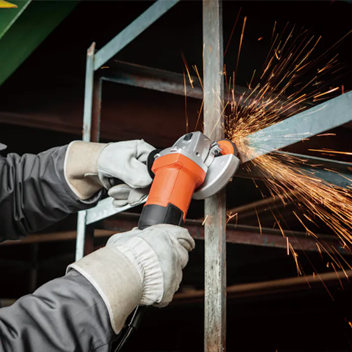 BLACK+DECKER(ブラック・アンド・デッカー) ディスクグラインダー 100mm/650W EA809BT-1 4550061904442【別送品】