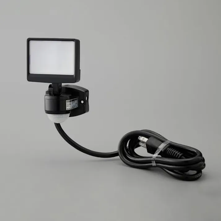 朝日電器(ELPA) AC100V/6W LEDセンサーライト 防犯用品 4550061898567 EA864CB-93(CDC)【別送品】