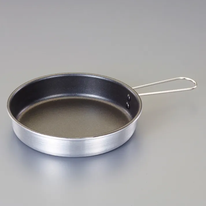 キャプテンスタッグ フライパン(アルミ製/折畳式/フッ素樹脂加工) 17cm EA913VH-21 4550061552070【別送品】