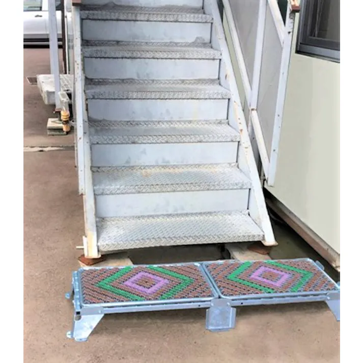 ESCO 450x690x140mm 泥落し踏台 踏台 4550061717905 EA948TE-65S(CDC)【別送品】