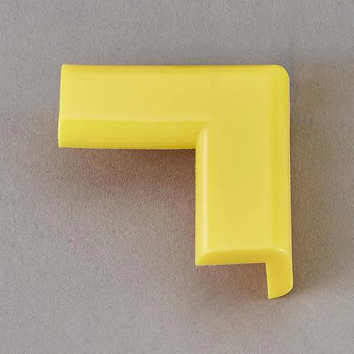 カーボーイ 50x50x 22mm コーナーガード(屋内外兼用/黄/2個) 屋内安全・保安用品 4550061827482 EA983FE-453(CDC)【別送品】