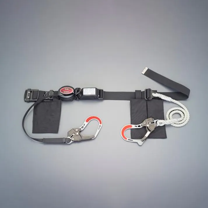 トーヨーセフティー 墜落制止用器具(巻取+ロープ式/2丁掛け) 墜落制止用器具・ハーネス 4550061900949 EA998KB-11(CDC)【別送品】