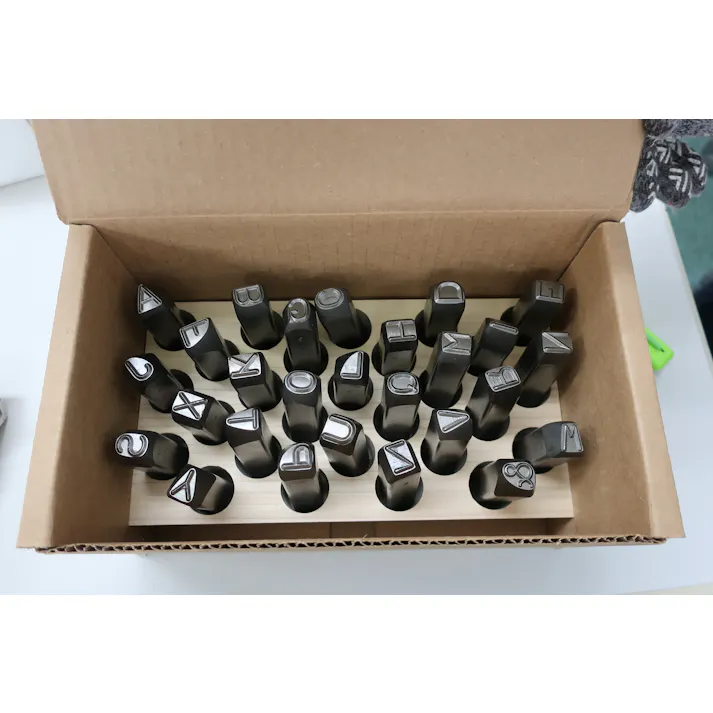 英字 刻印セット 6.4mm EA591HS-6 4518340871212【別送品】