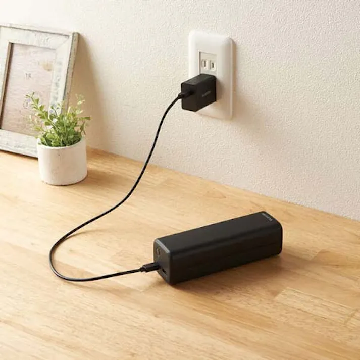 エレコム モバイルバッテリー(超高速充電) 20100mAh EA758YK-605 4518340201668【別送品】