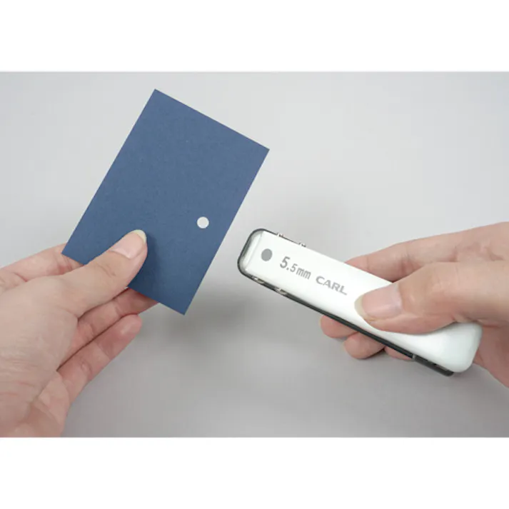 カール事務器(CARL) 1穴パンチ φ5.5mm/18枚 EA762MA-12A 4550061300497【別送品】