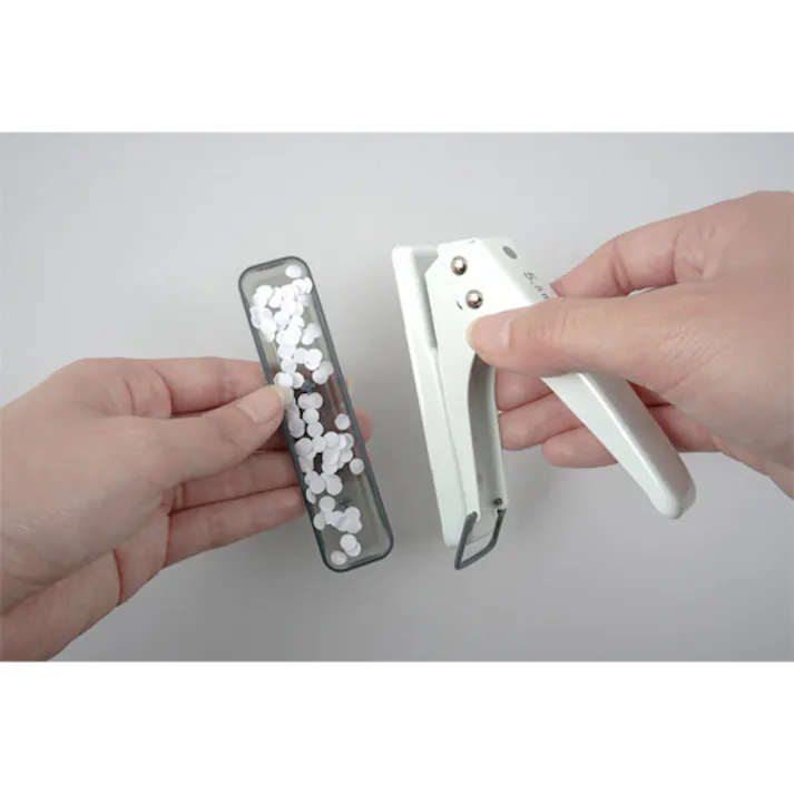 カール事務器(CARL) 1穴パンチ φ5.5mm/18枚 EA762MA-12A 4550061300497【別送品】