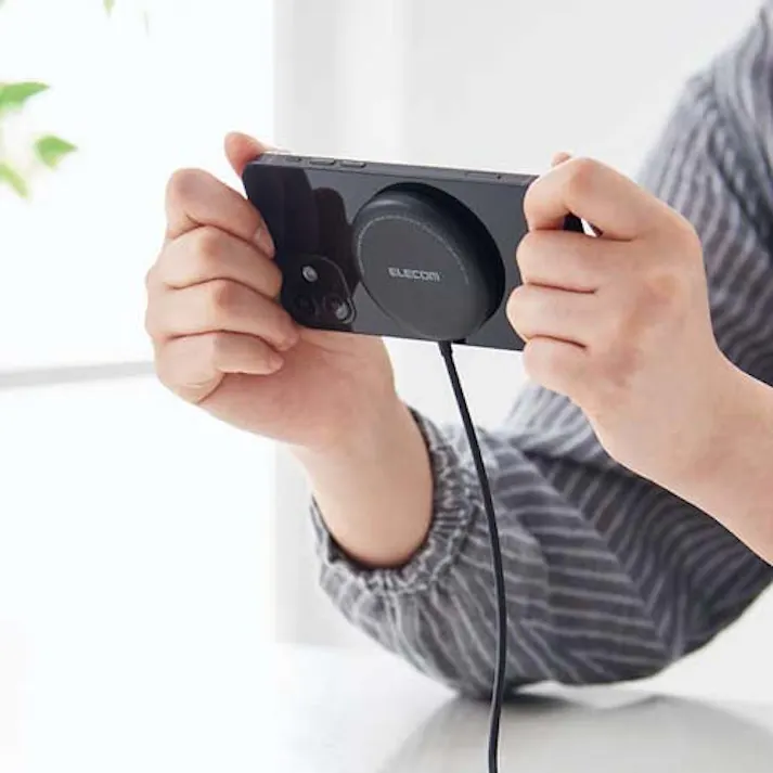 エレコム ワイヤレス充電器(magsafe対応iPhone用) 7.5W EA764A-312 4518340206878【別送品】