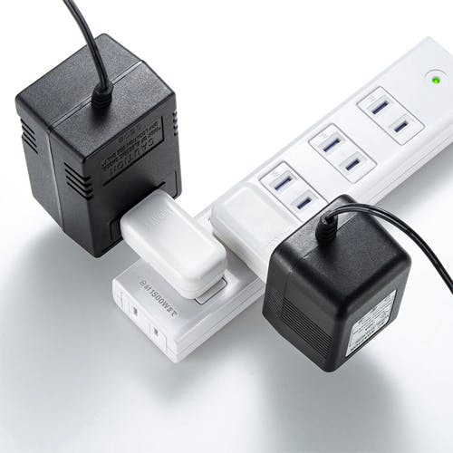 サンワサプライ 125V/15A コンセントアダプター(2P/ヨコ型) EA940BA-82