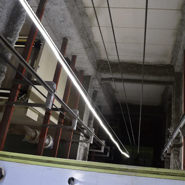 日動工業 LEDチューブライト(両面/連結型) AC100V/117W/10m EA815LA-72 4518340371156【別送品】