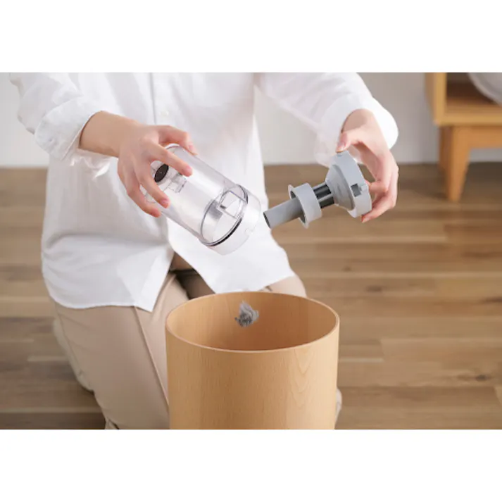 アイリスオーヤマ(IRIS OHYAMA) スティッククリーナー AC100V/600W EA899AJ-10B 4518340359420【別送品】