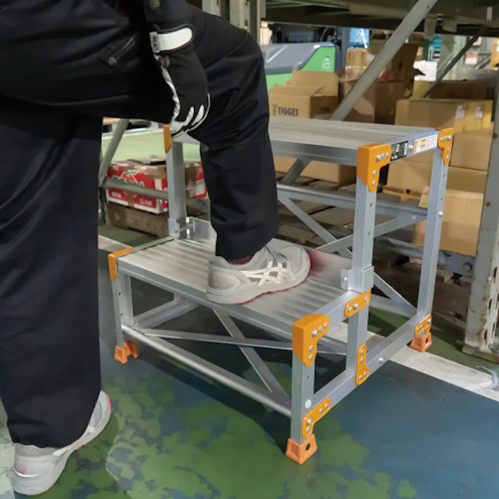 ピカコーポレイション(PiCa) 作業台用蹴り止め (1000mm幅) EA903PA-103 4550061405116【別送品】