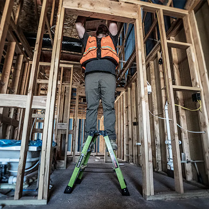 脚立(広がり防止ストラップ付) 0.66m/3段 EA905EE-1 4518340323902【別送品】