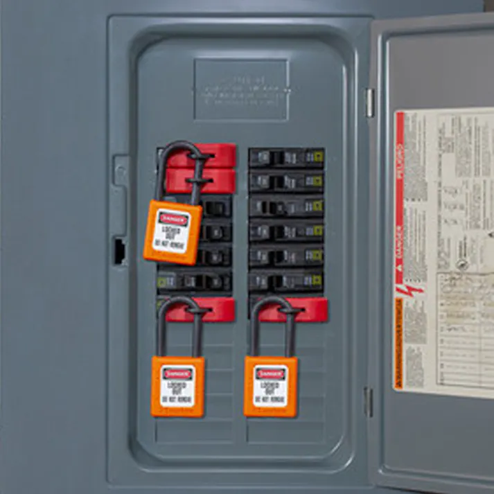 19×52×36mm 電気ブレーカーロックアウト EA983T-81 4550061543979 (CDC)【別送品】