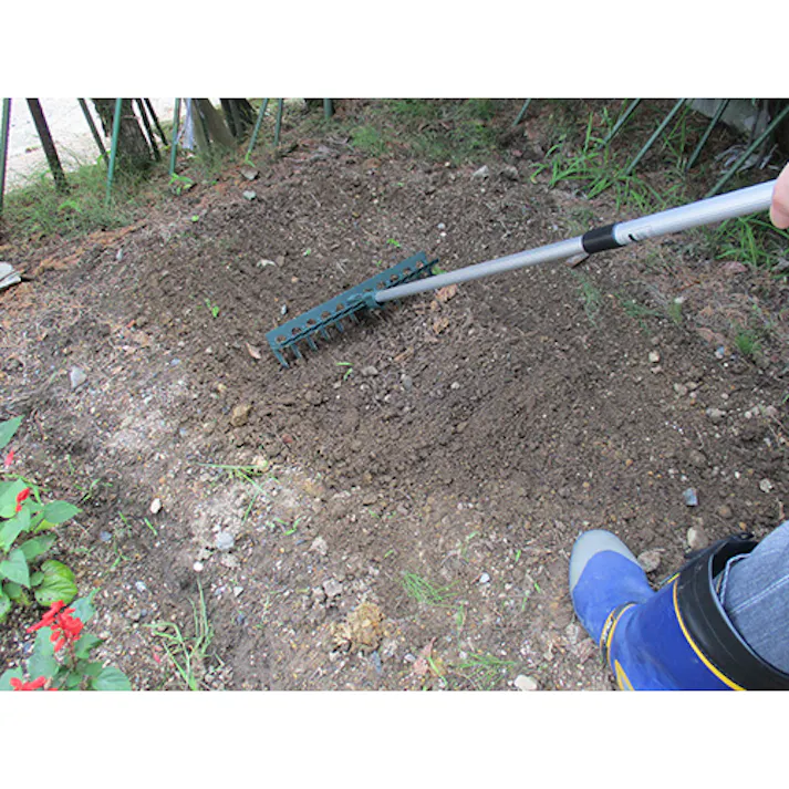 ガーデンレーキ(伸縮式/アルミ柄) 411×750~1250mm EA650RB-50【別送品】