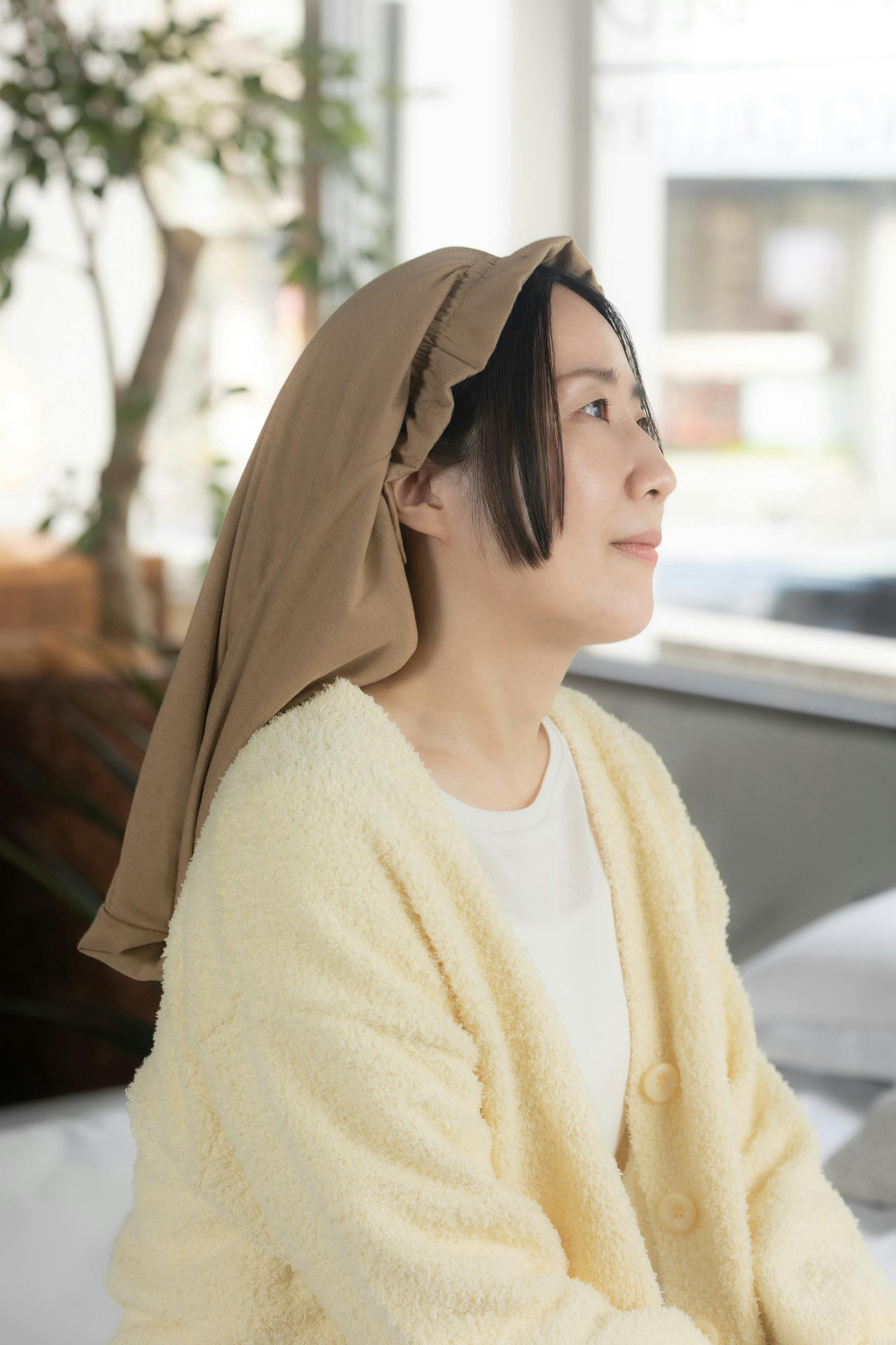 日本の美 ナイトキャップ 美夜想 胡桃色 36×23.5×47.5 保湿効果 消臭効果 抗菌効果 リラックス ヘアキャップ 美髪 睡眠 日本製 88466030 タオルケット・肌ふとん