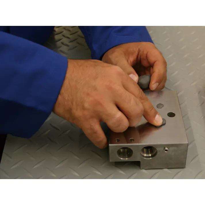 ウェイコン 57gリペアースティック 鉄 10533057 緊急補修 水漏れ補修 補修パテ 845000014【別送品】