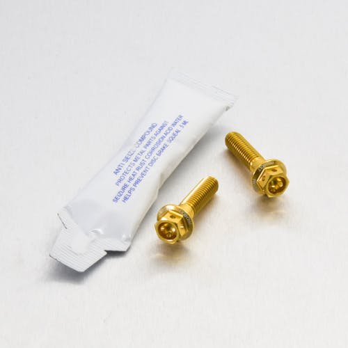 Pro-Bolt プロボルト Aluminium Fuel Tank Mount Bolt Kit (ALFTMON80) ALFTMON80G (CDC) その他(ボルト) Pro-Bolt プロボルト Aluminium Fuel Tank Mount Bolt Kit (ALFTMON80) ALFTMON80G (CDC) その他(ボルト)