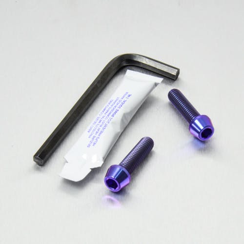 Pro-Bolt プロボルト Titanium Reservoir Mount Bolt Kit Rear Brake Master Cylinder (RES その他(ボルト) Pro-Bolt プロボルト Titanium Reservoir Mount Bolt Kit Rear Brake Master Cylinder (RES その他(ボルト)