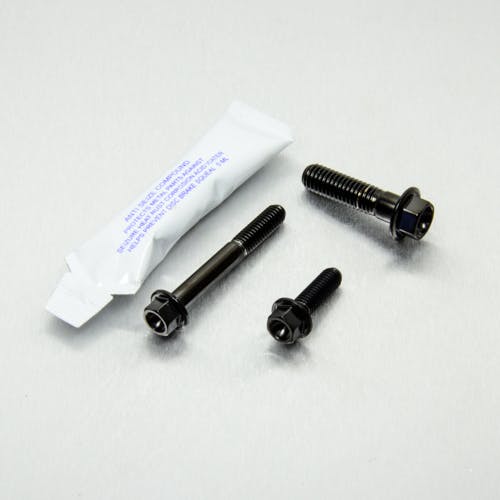 Pro-Bolt プロボルト Titanium Chain Guard & Rail (TICHAINGUARD40) TICHAINGUARD40BK (CD その他(ボルト) Pro-Bolt プロボルト Titanium Chain Guard & Rail (TICHAINGUARD40) TICHAINGUARD40BK (CD その他(ボルト)