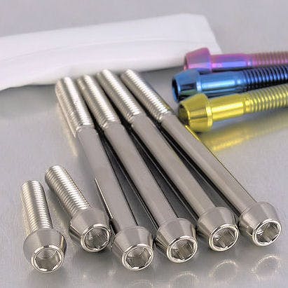 Pro-Bolt プロボルト Titanium Clutch Cover Bolt Kit Ducati 748/916/996 (TICLUTCHDUC10) その他(ボルト) Pro-Bolt プロボルト Titanium Clutch Cover Bolt Kit Ducati 748/916/996 (TICLUTCHDUC10) その他(ボルト)