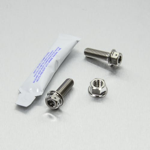 Pro-Bolt プロボルト Titanium Engine Mount Bolt Kit DualDrive (TIENGMOUNT100DD) (CDC) その他(ボルト) Pro-Bolt プロボルト Titanium Engine Mount Bolt Kit DualDrive (TIENGMOUNT100DD) (CDC) その他(ボルト)