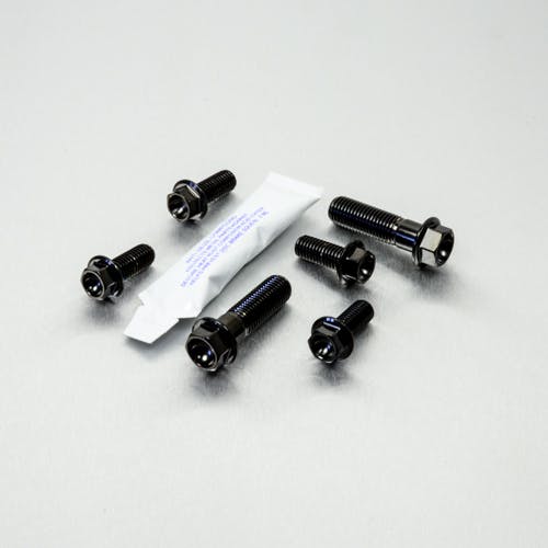Pro-Bolt プロボルト Titanium Engine Mount Bolt Kit (TIENGMOUNT90) TIENGMOUNT90BK (CDC その他(ボルト) Pro-Bolt プロボルト Titanium Engine Mount Bolt Kit (TIENGMOUNT90) TIENGMOUNT90BK (CDC その他(ボルト)