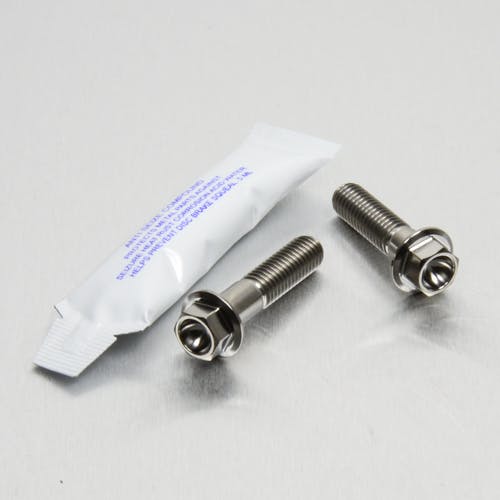Pro-Bolt プロボルト Titanium Front Brake Caliper Mount Bolt Kit (TIFBMON550) (CDC) その他(ボルト) Pro-Bolt プロボルト Titanium Front Brake Caliper Mount Bolt Kit (TIFBMON550) (CDC) その他(ボルト)